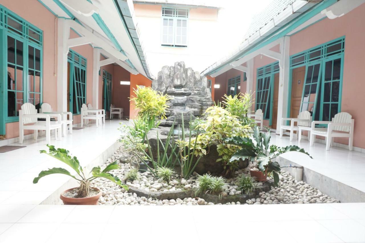 יוגיאקרטה Ismoyo Hotel מראה חיצוני תמונה